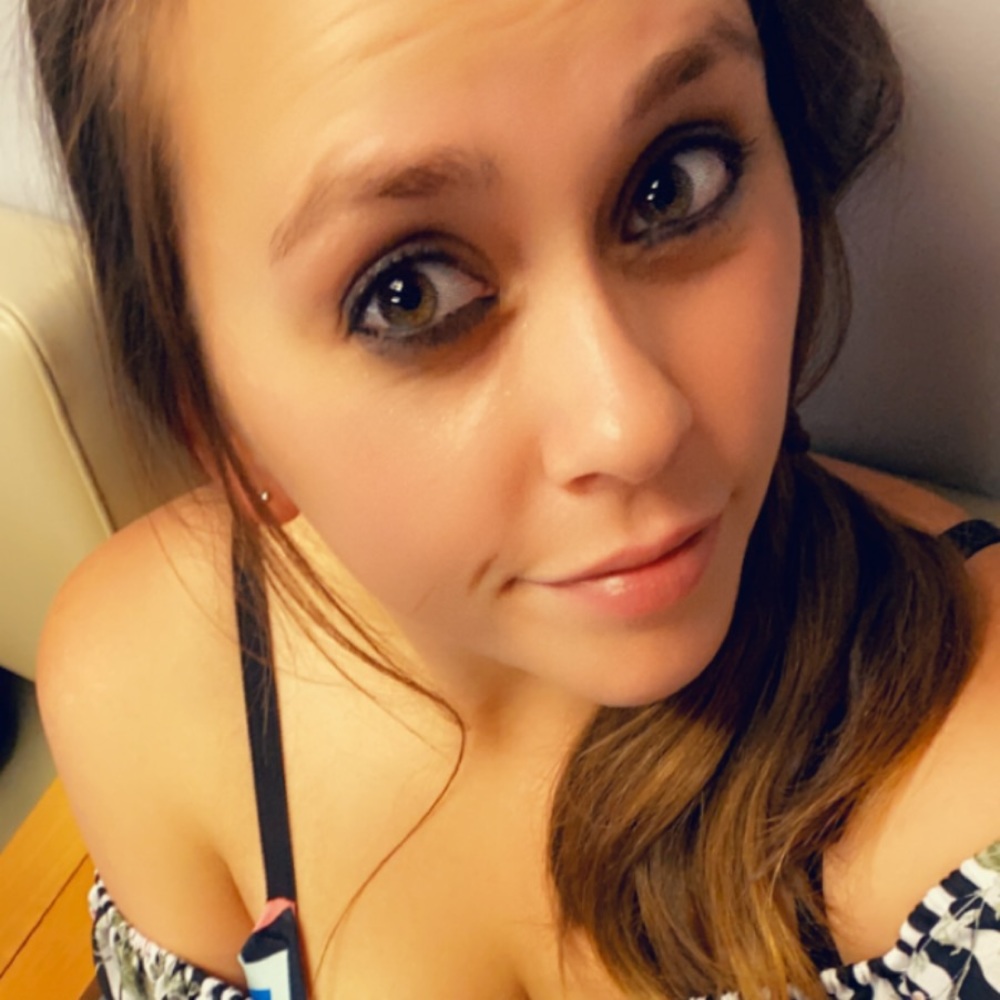 Meet your Posher, Kristina
